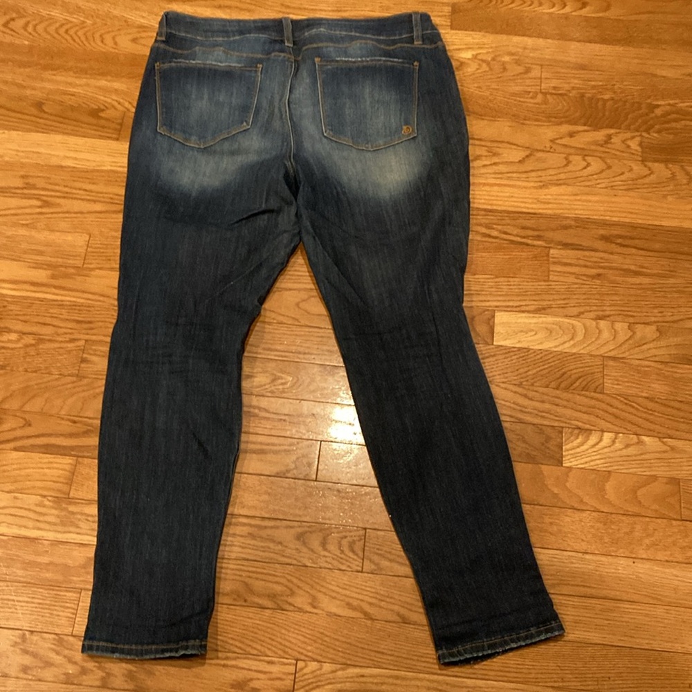 Indigo rain jeans with distress - Picture 7 of 7